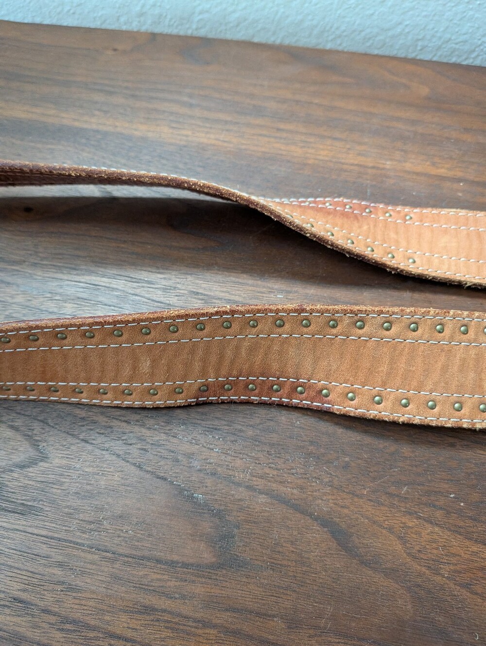 Banana Republic Tan Brown Leather Belt White Stitch Brass Studded Belt Size L - Picture 5 of 7